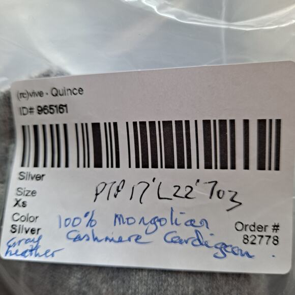 NWT Quince 100% Mongolian Cashmere Cardigan Sweater Heather Grey Womens Size XS - Picture 12 of 12